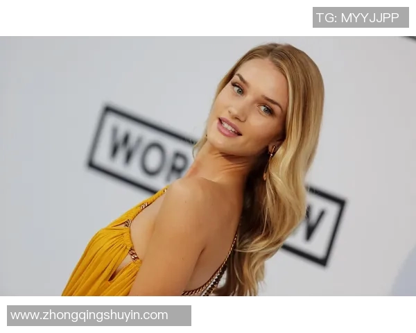 著名足球明星罗茜的精彩瞬间与迷人风采全景展示 著名足球明星罗茜的精彩瞬间与迷人风采全景展示